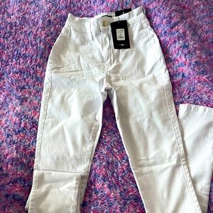 Classic High Waist skinny Jean!